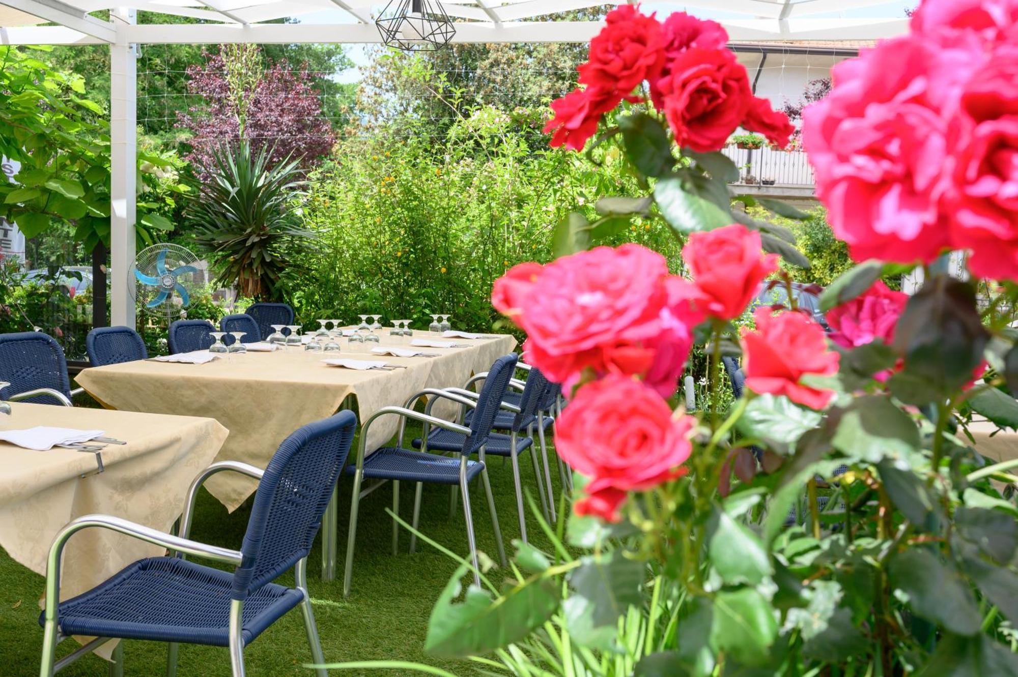 Ristorante Albergo Gerardo Di Masi Caposele Ngoại thất bức ảnh
