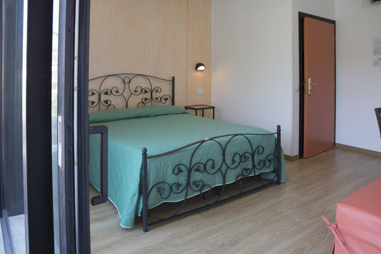Ristorante Albergo Gerardo Di Masi Caposele Ngoại thất bức ảnh